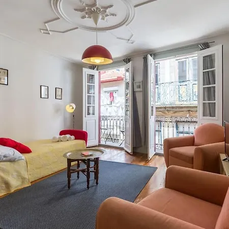 Charming By Hosty דירה